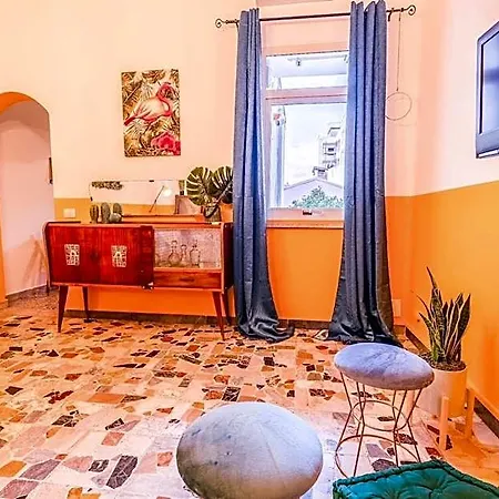 Siviglia 38 Lägenhet