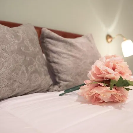 Siviglia 38 דירה *